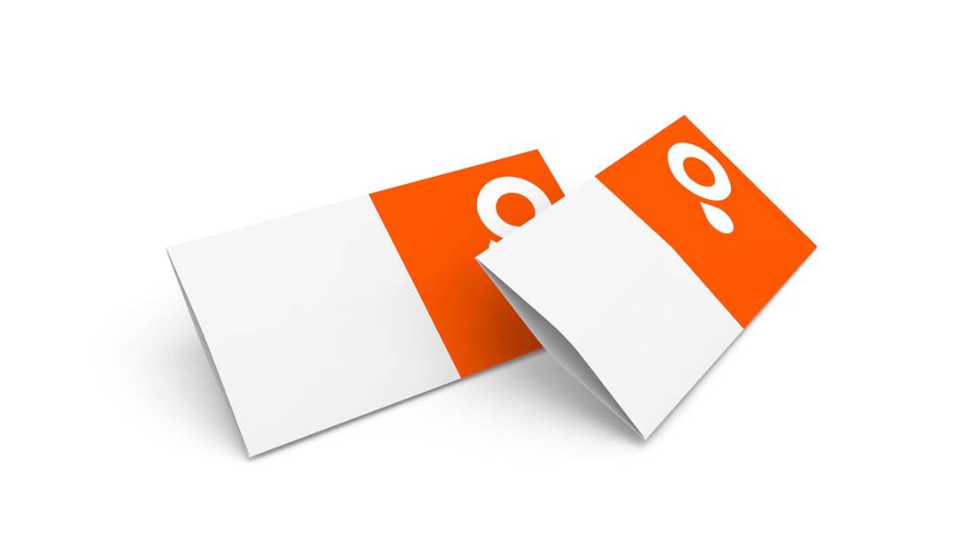 Open kartonnen envelop